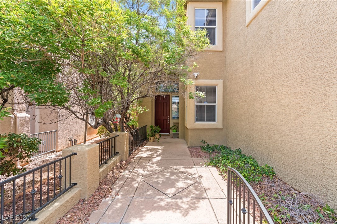 552 JADE CLIFFS Lane