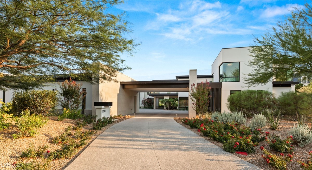 10911 Discovery Peak Court
