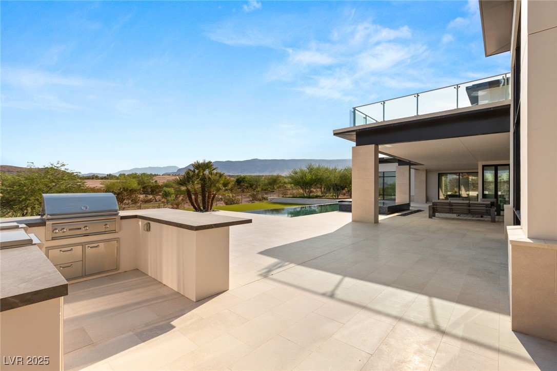 10911 Discovery Peak Court