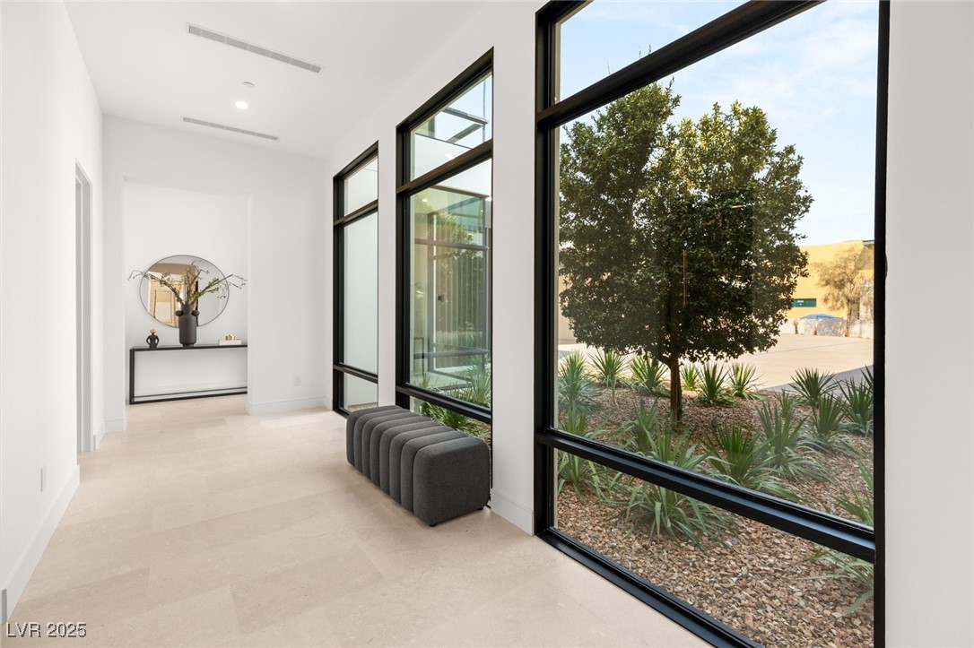 10911 Discovery Peak Court