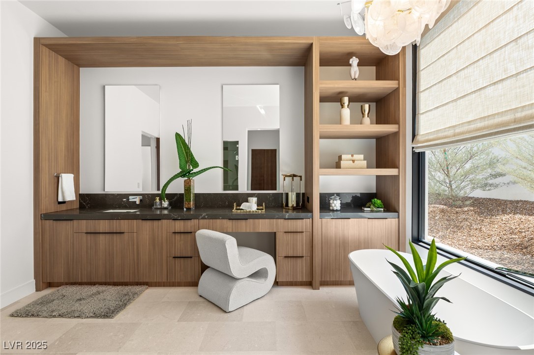 10911 Discovery Peak Court