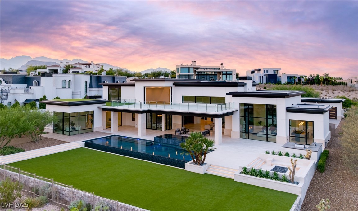 10911 Discovery Peak Court