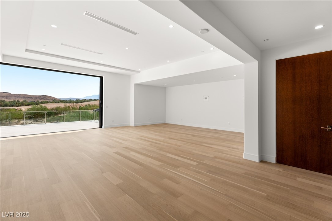 10911 Discovery Peak Court
