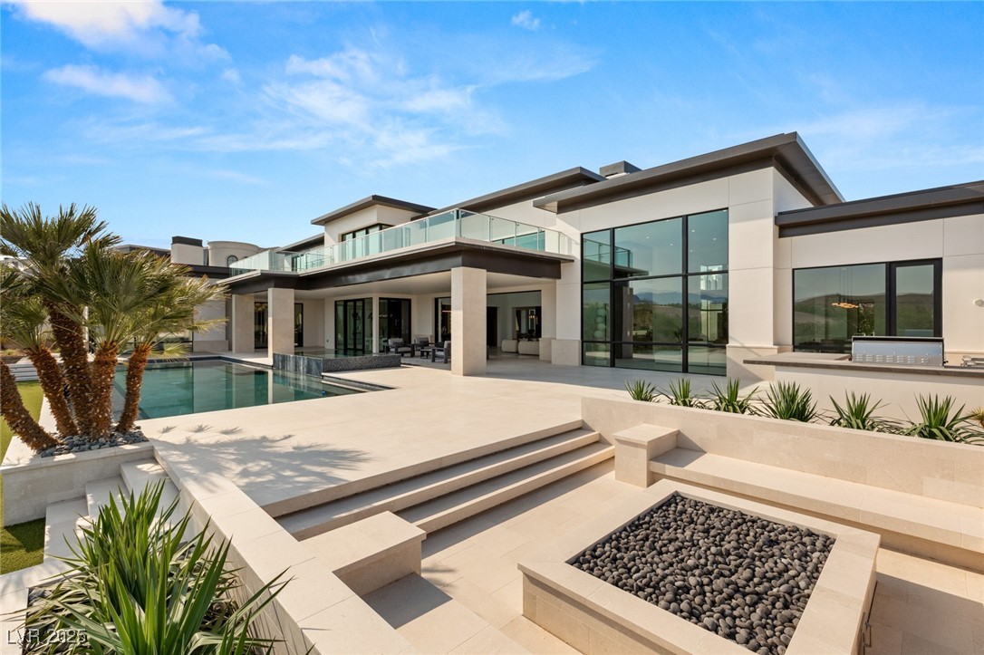 10911 Discovery Peak Court