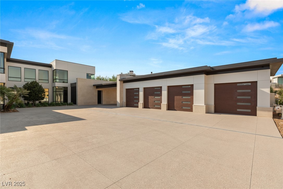 10911 Discovery Peak Court