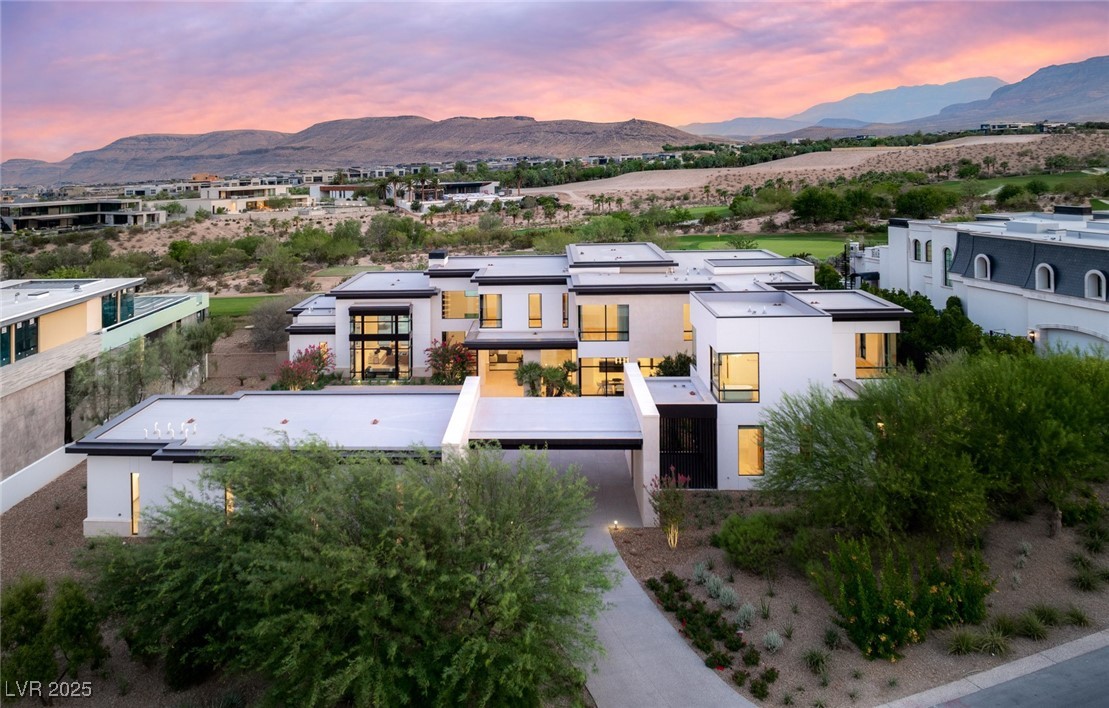 10911 Discovery Peak Court
