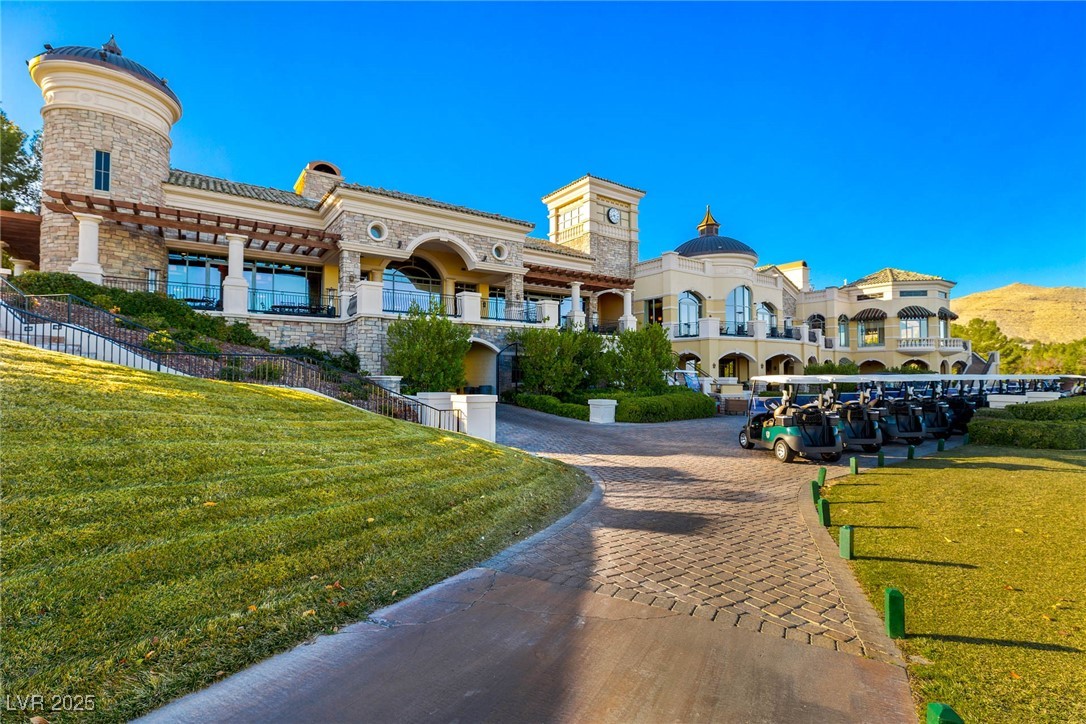 21 GRAND MASTERS Drive