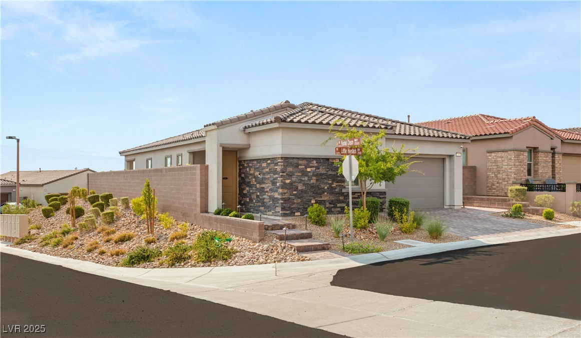 238 LITTLE HAYSTACK Drive