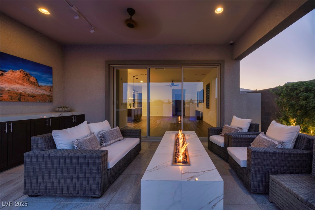 238 LITTLE HAYSTACK Drive