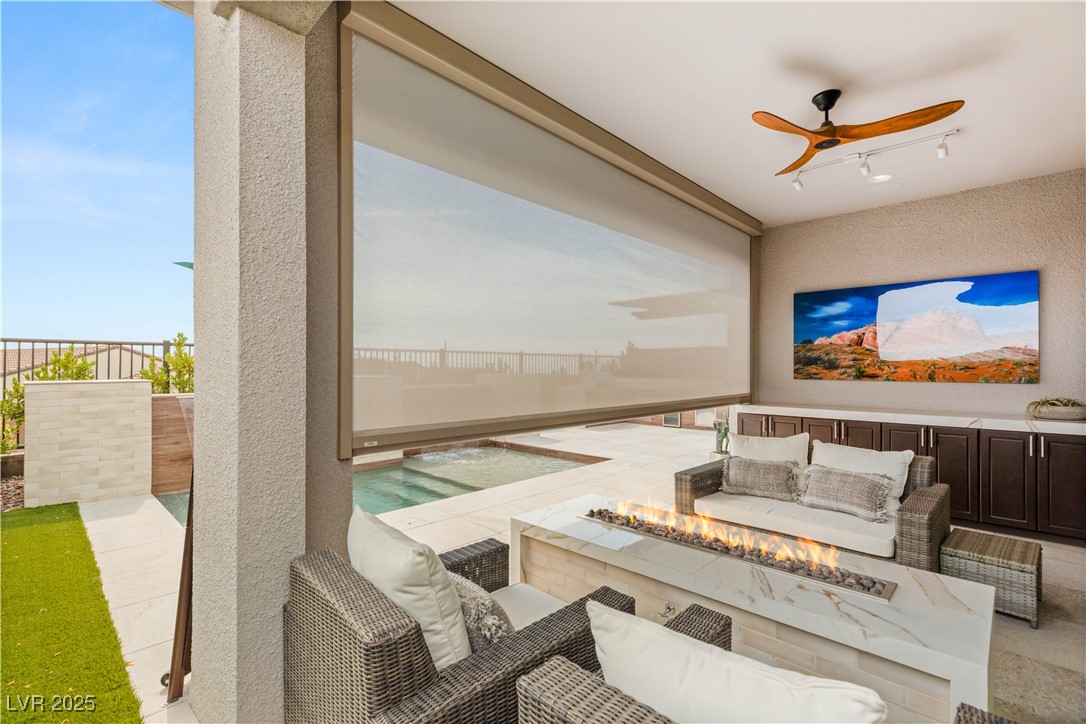 238 LITTLE HAYSTACK Drive