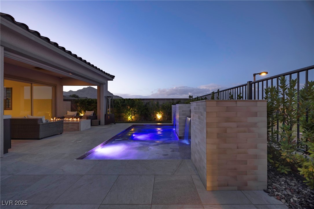 238 LITTLE HAYSTACK Drive