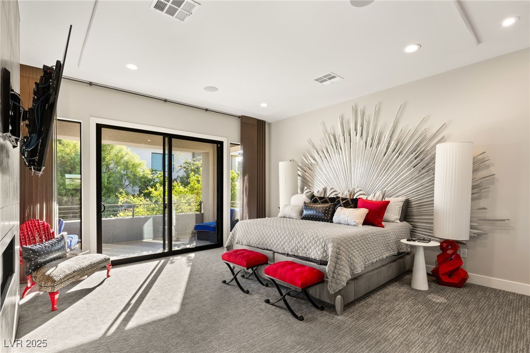43 Grey Feather Drive