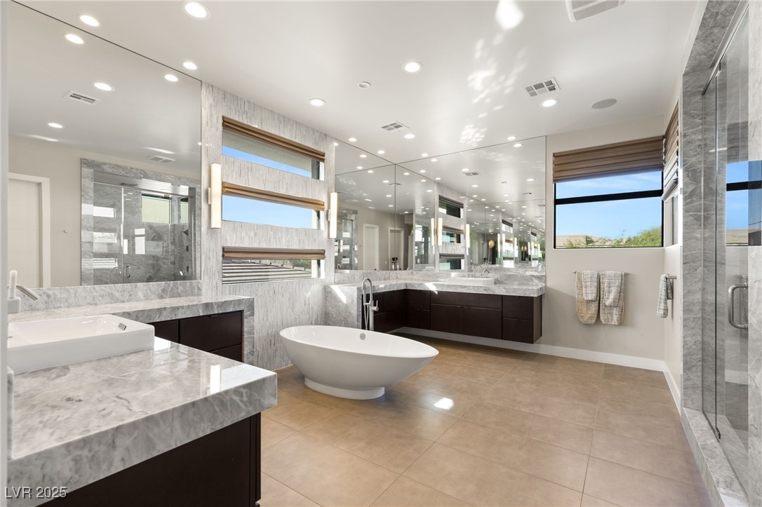 43 Grey Feather Drive