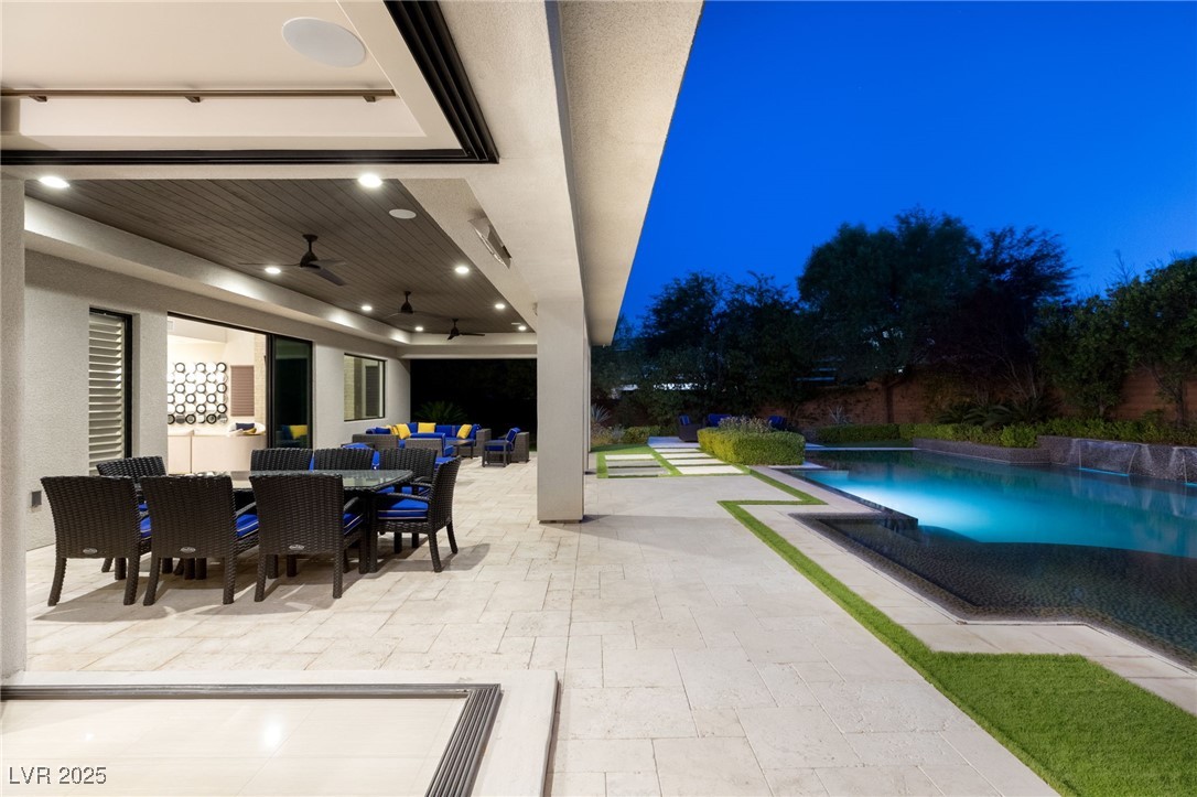 43 Grey Feather Drive