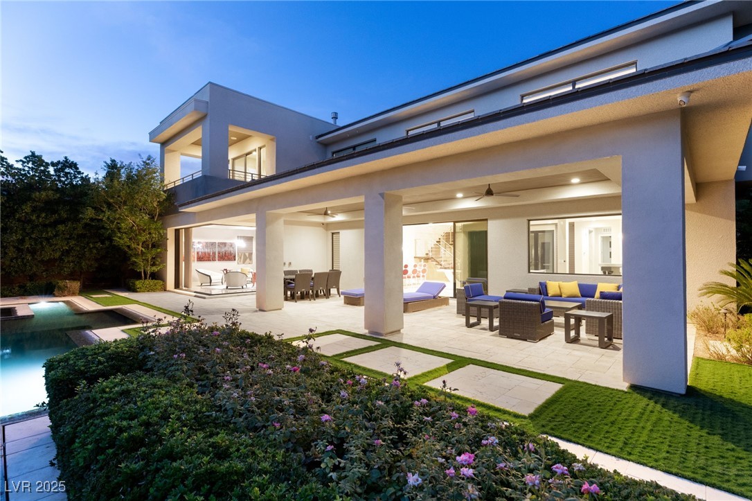 43 Grey Feather Drive