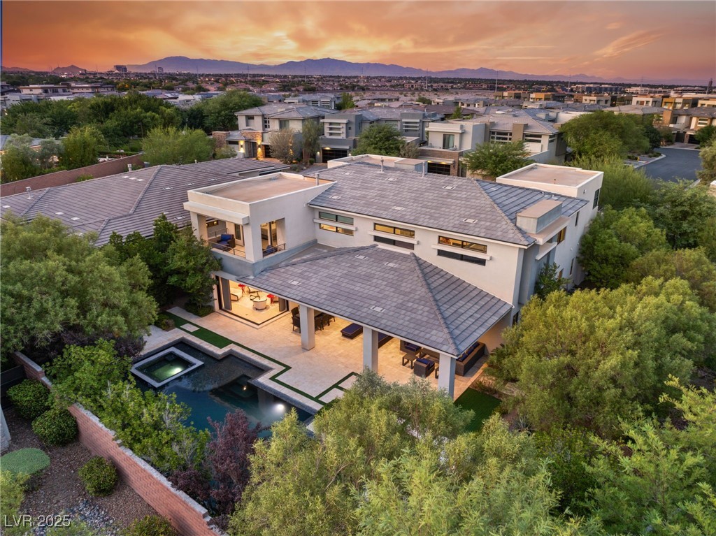 43 Grey Feather Drive