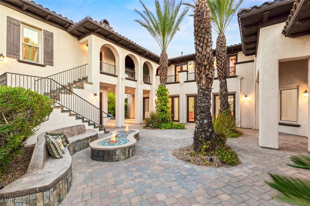 3050 AMERICAN RIVER Lane