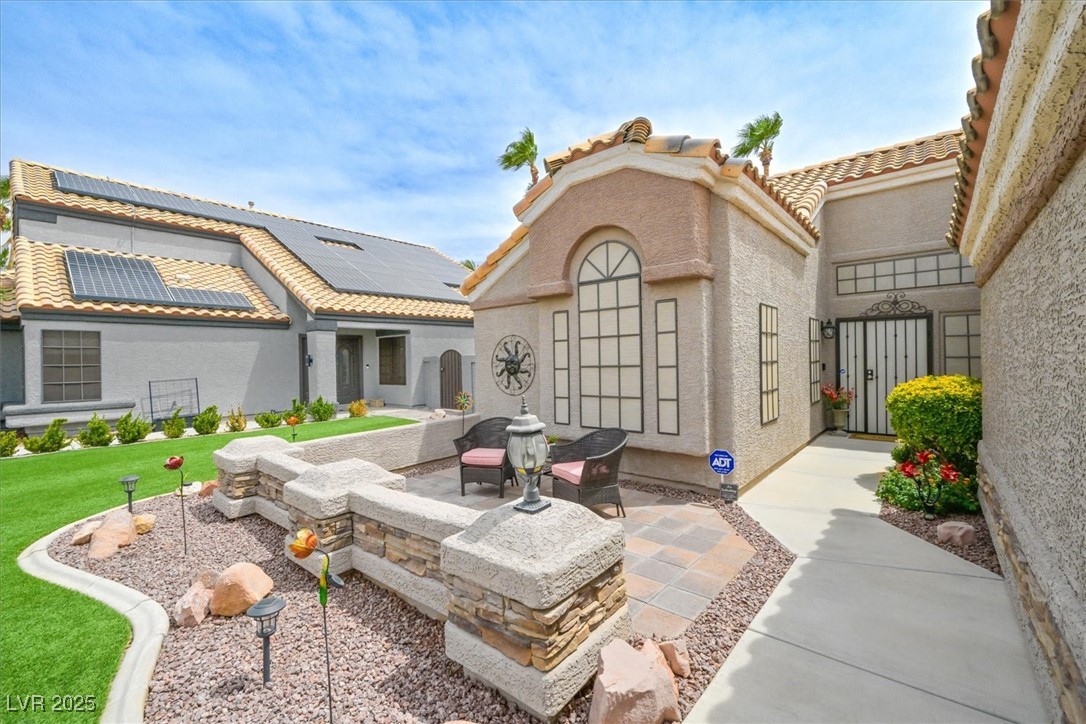 336 HUMBOLDT south Drive