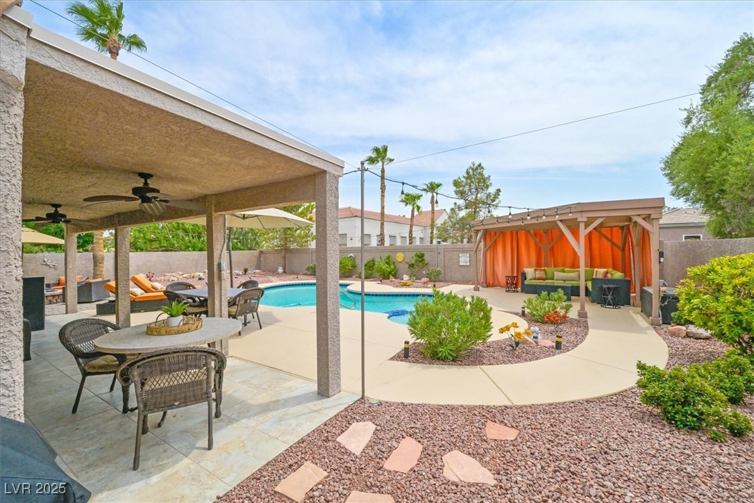 336 HUMBOLDT south Drive