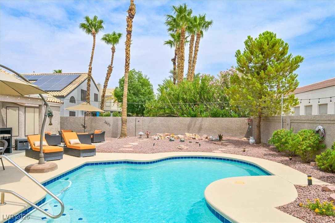 336 HUMBOLDT south Drive