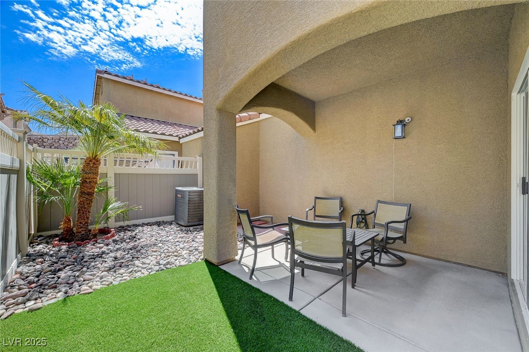 917 HERITAGE COVE Drive