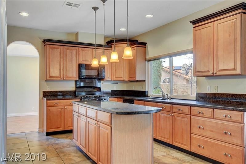 7868 BROOK VALLEY Drive