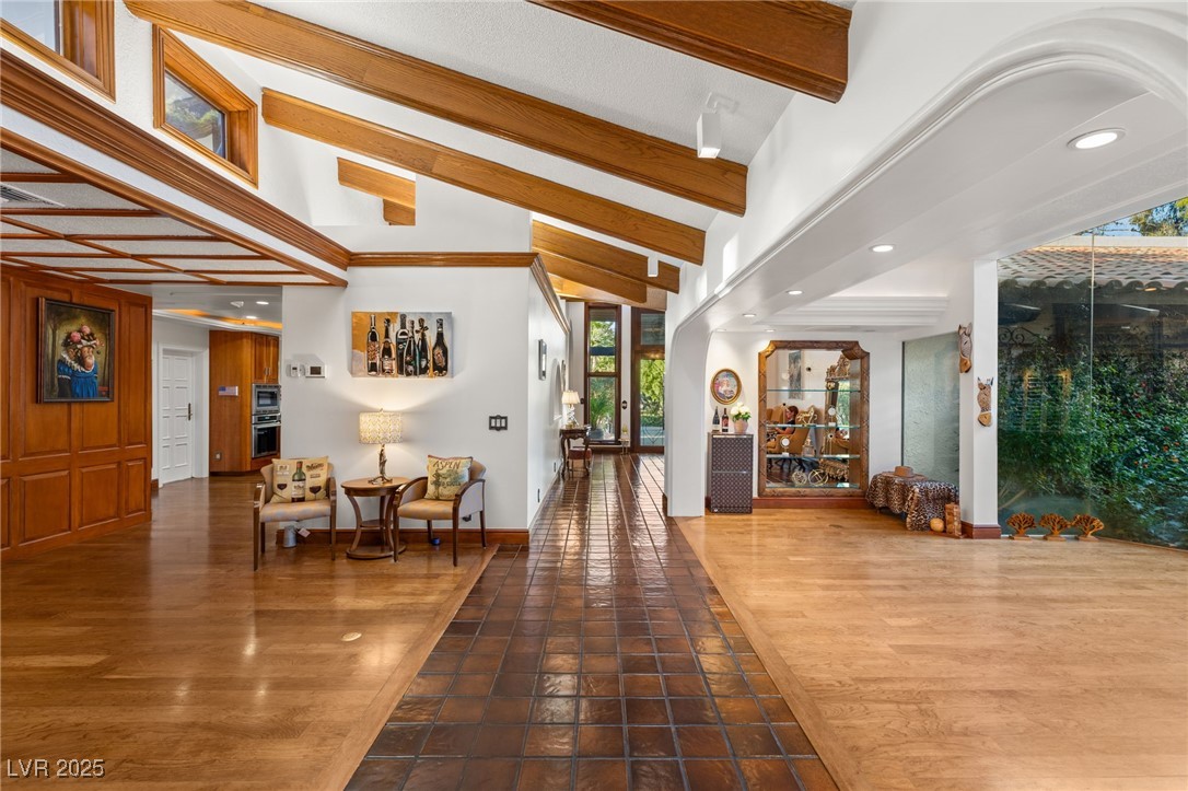 3321 La Mirada Avenue
