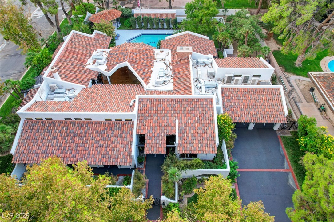 3321 La Mirada Avenue