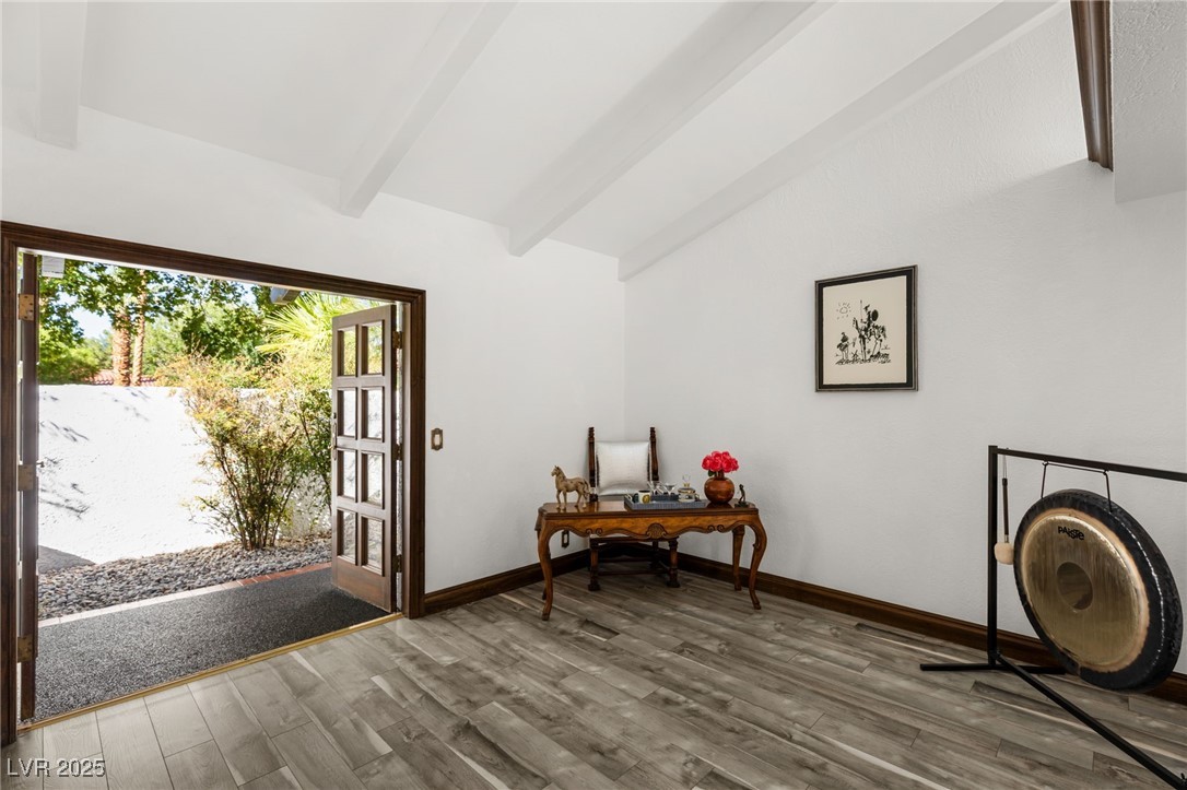 3321 La Mirada Avenue