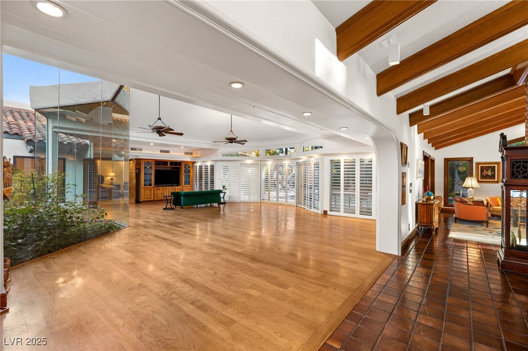 3321 La Mirada Avenue
