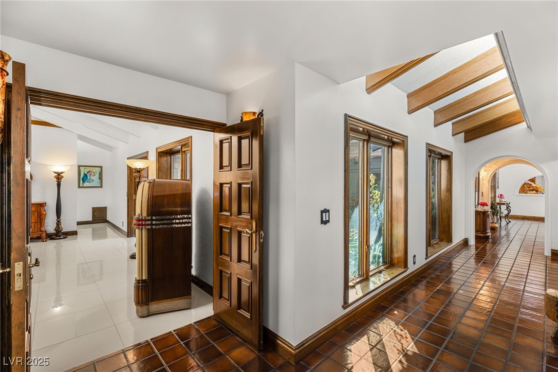 3321 La Mirada Avenue