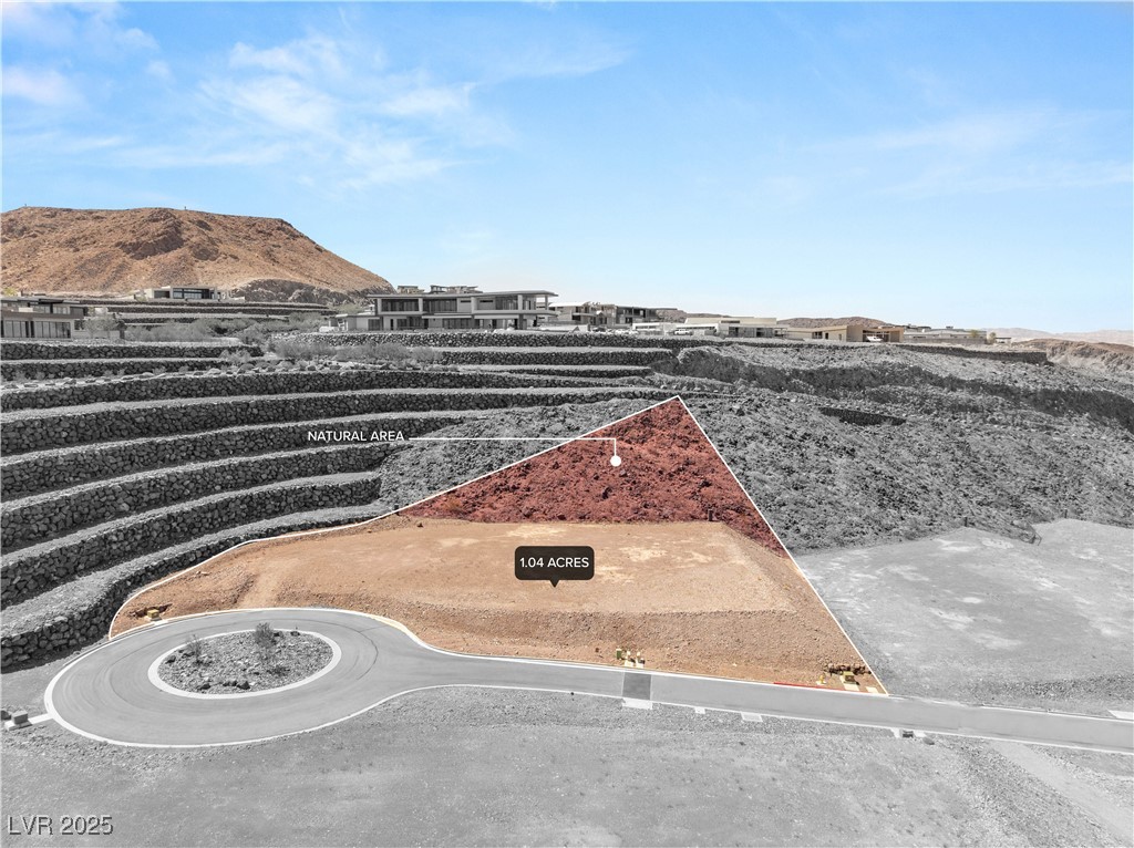 11 Horseshoe Rock Court