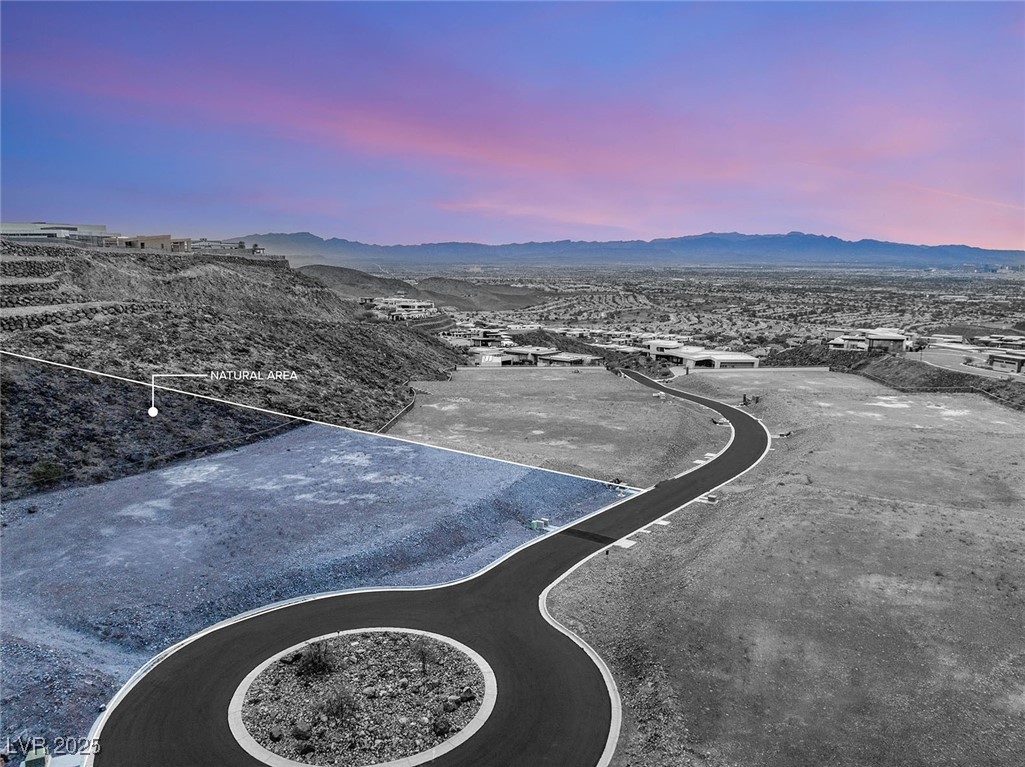 11 Horseshoe Rock Court