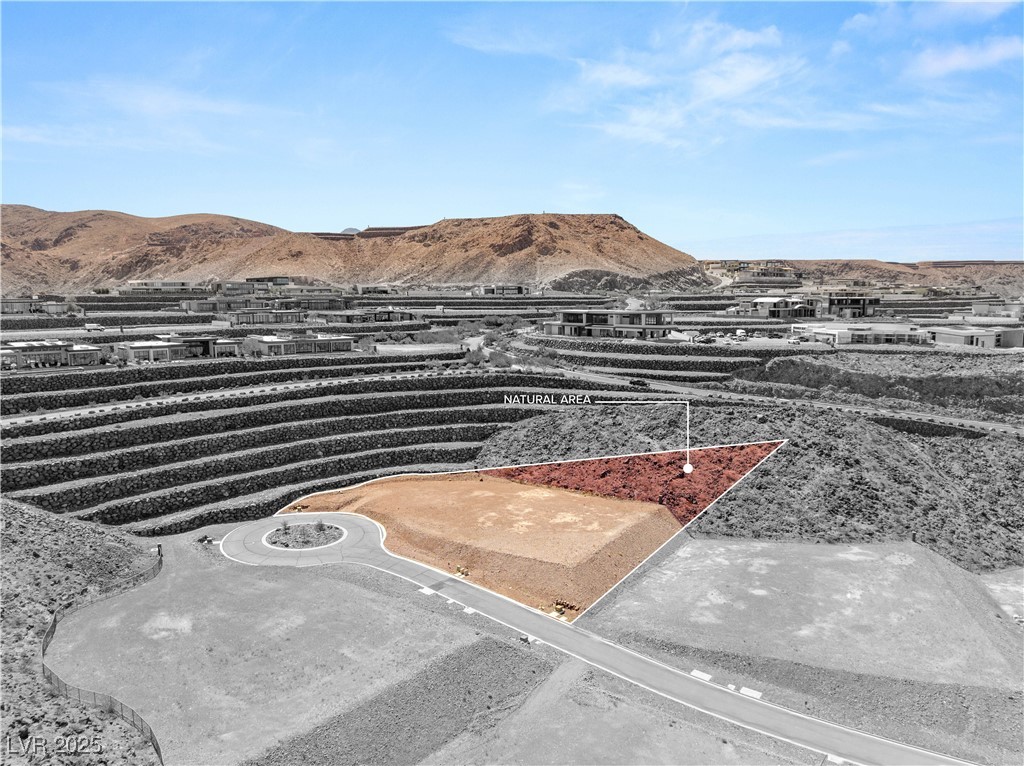 11 Horseshoe Rock Court