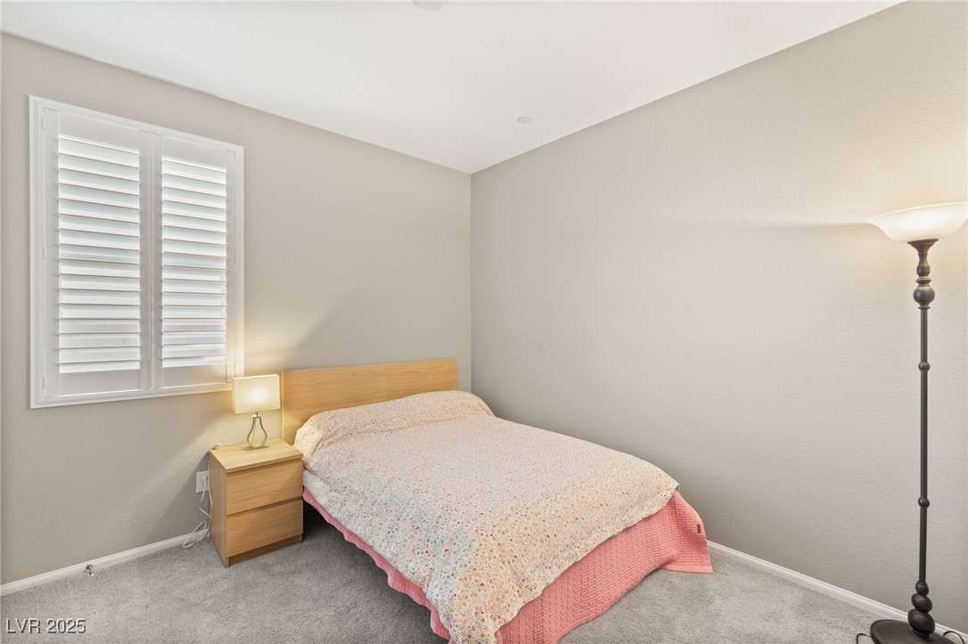 964 Midnight View Avenue