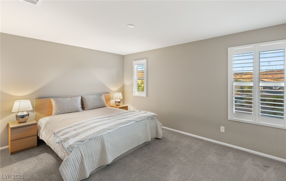 964 Midnight View Avenue