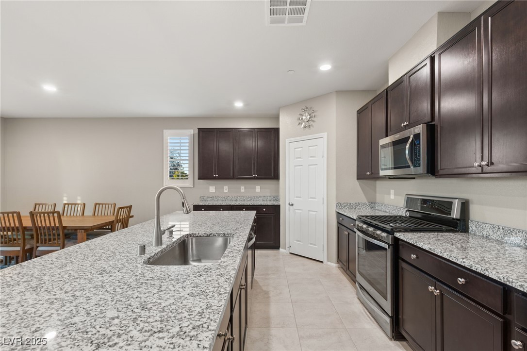 964 Midnight View Avenue
