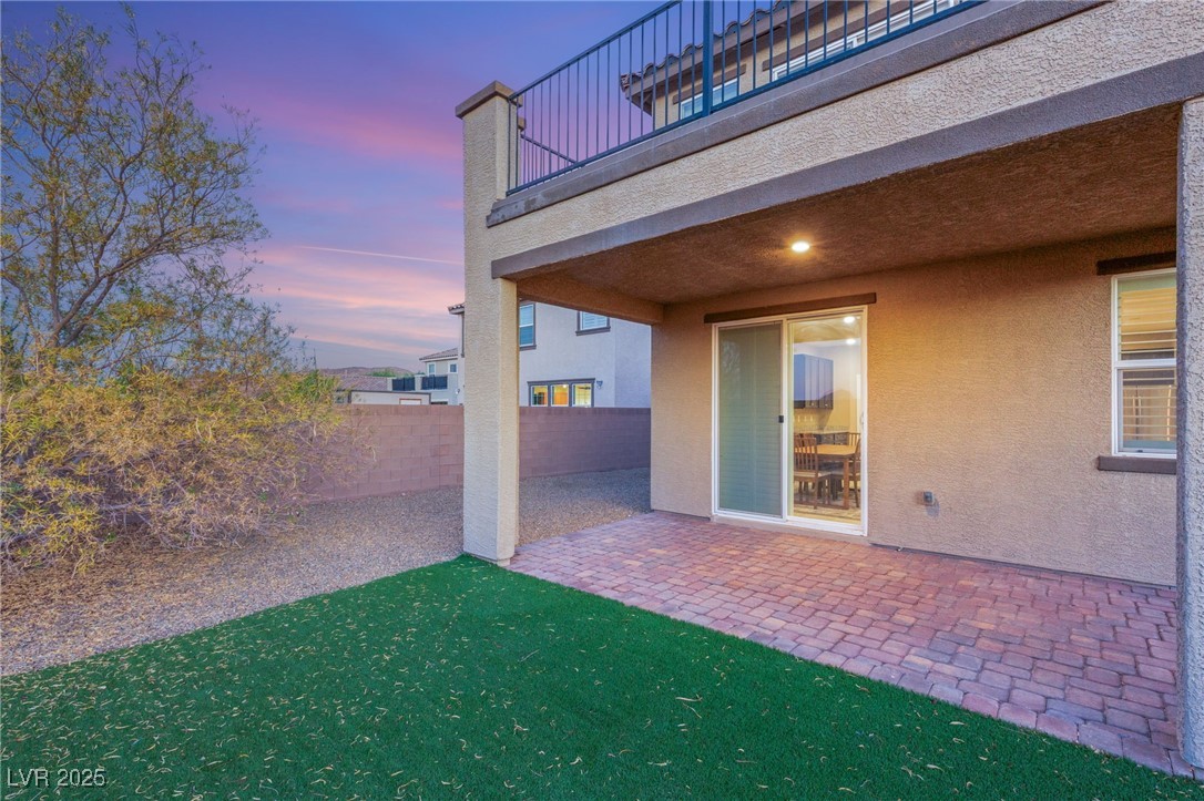 964 Midnight View Avenue