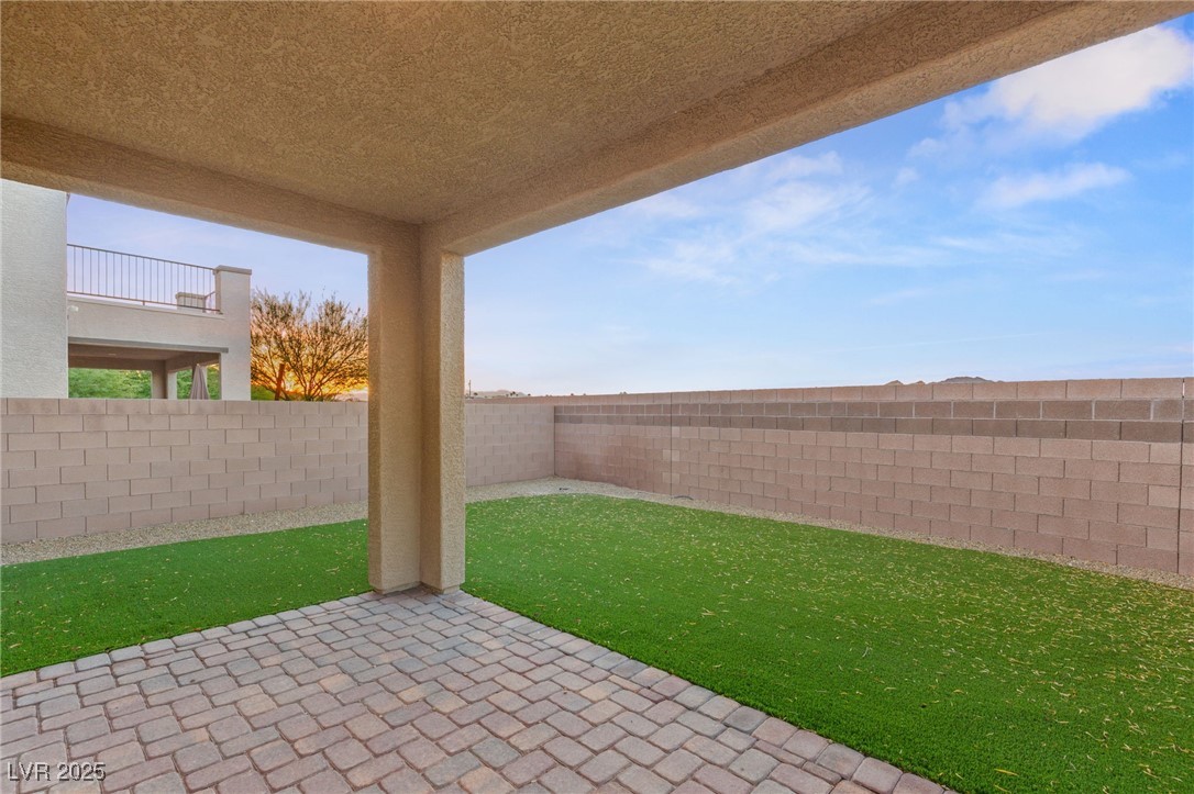 964 Midnight View Avenue