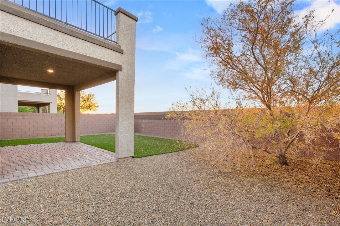 964 Midnight View Avenue
