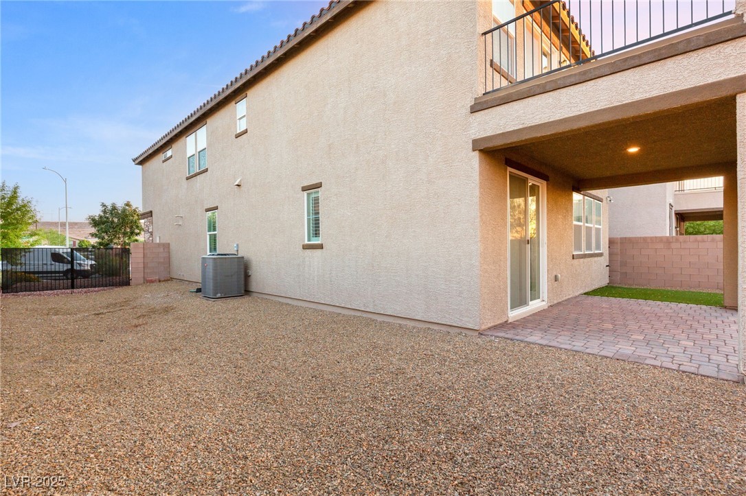 964 Midnight View Avenue