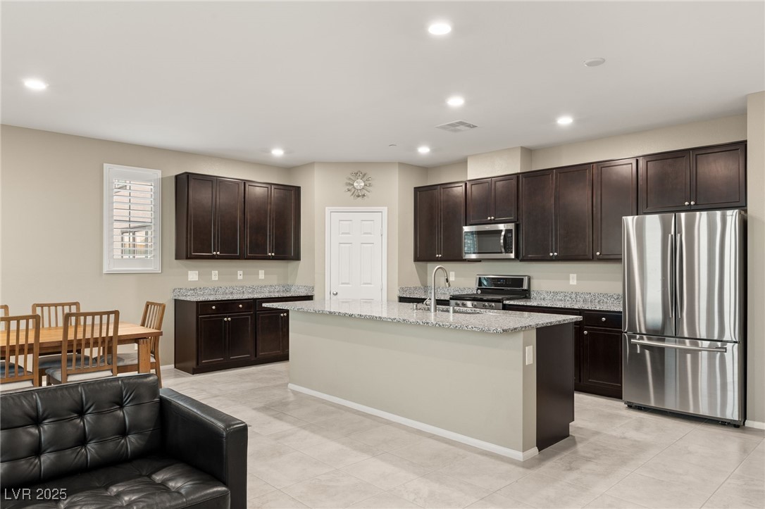 964 Midnight View Avenue