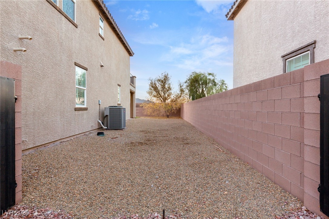 964 Midnight View Avenue