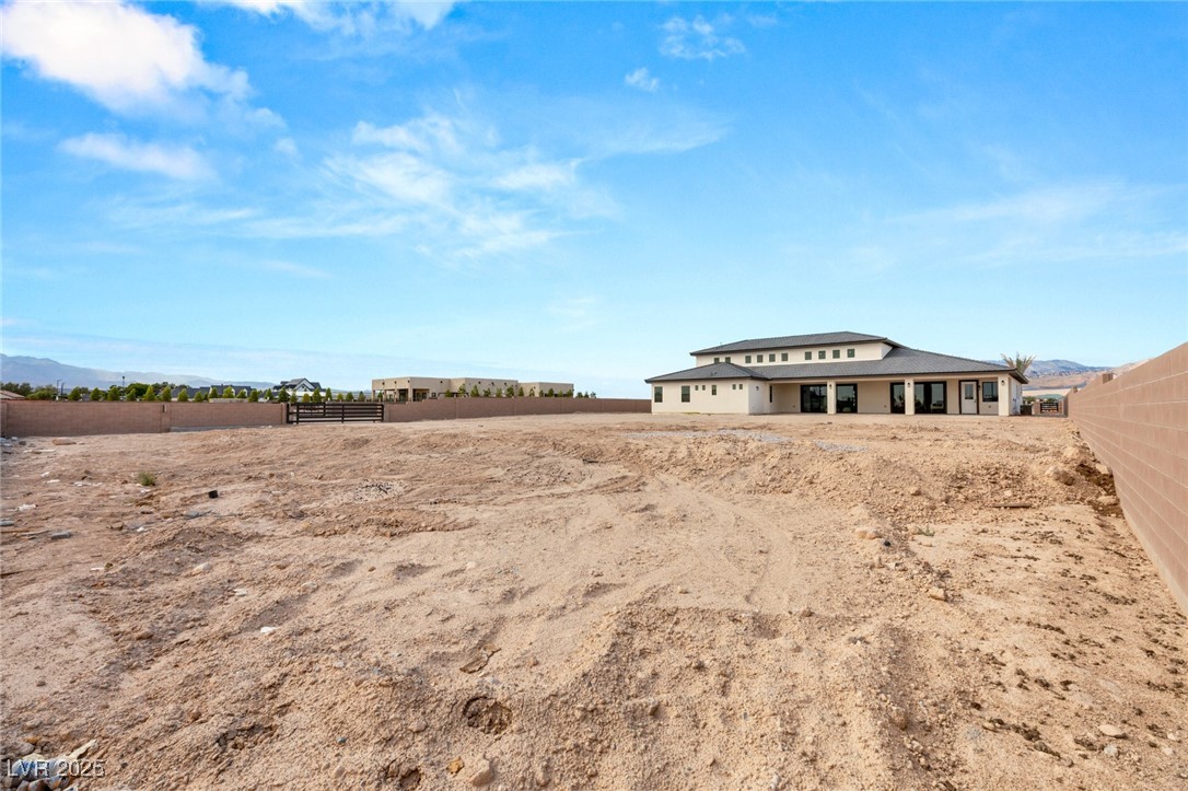6383 HORSE Drive