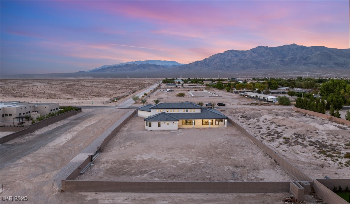 6383 HORSE Drive