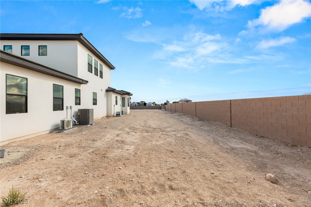 6383 HORSE Drive