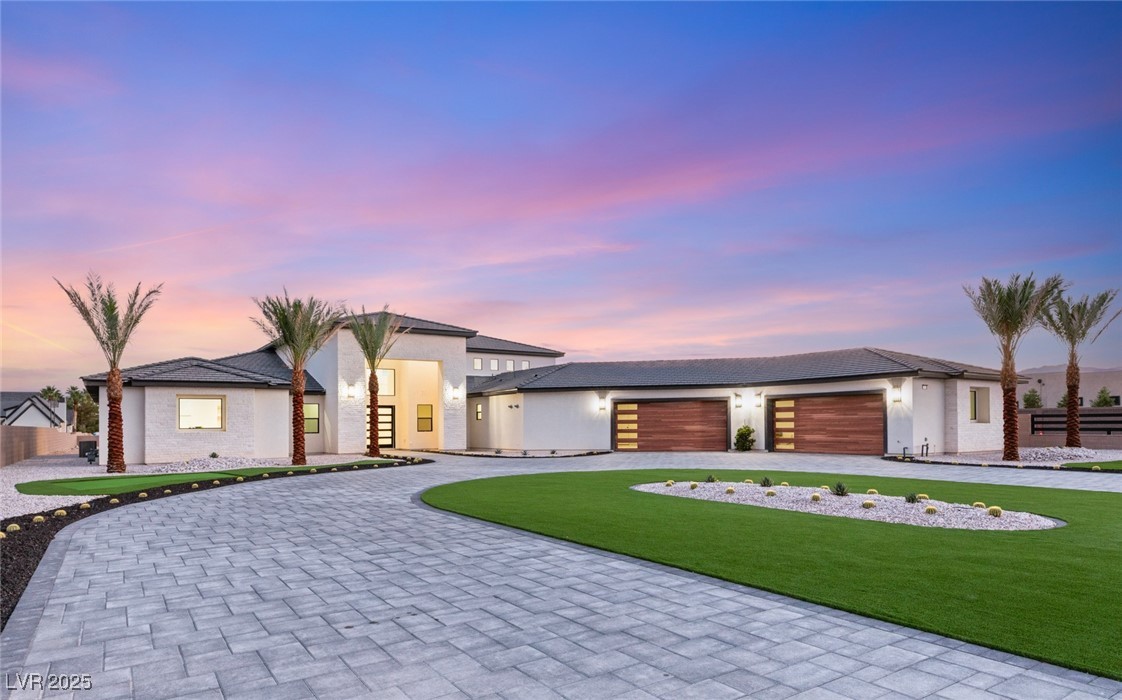 6383 HORSE Drive