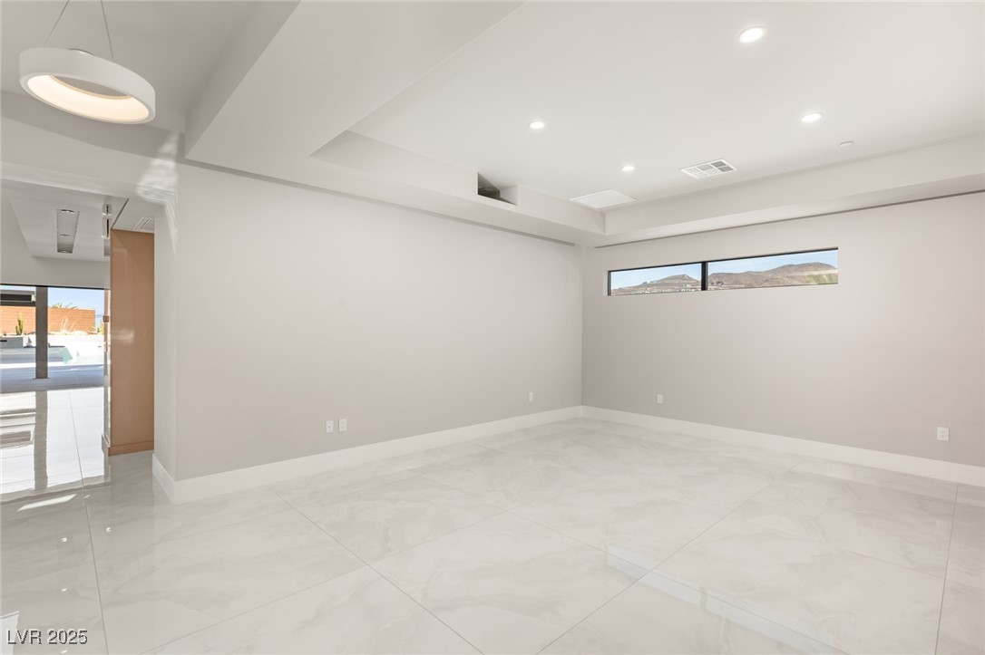 620 Dragon Mountain Court