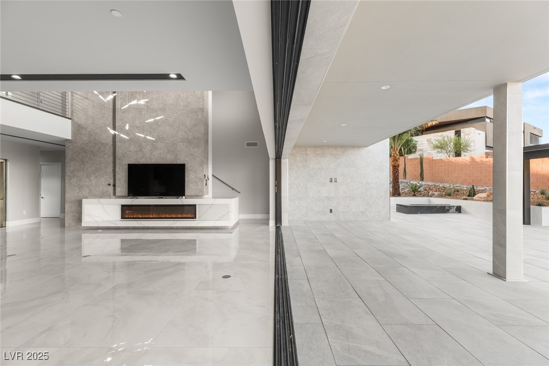 620 Dragon Mountain Court
