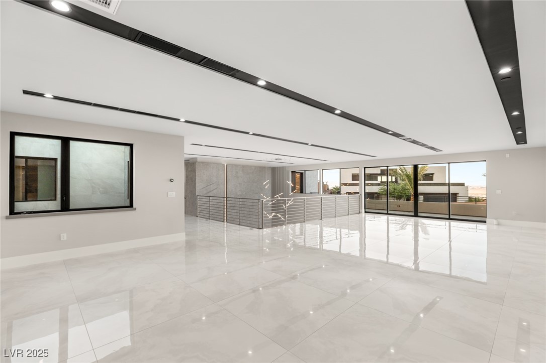 620 Dragon Mountain Court